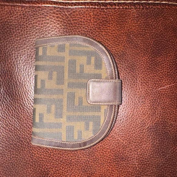 Vintage Authentic Fendi Wallet in great condition. Please see pics for details. - Picture 5 of 11
